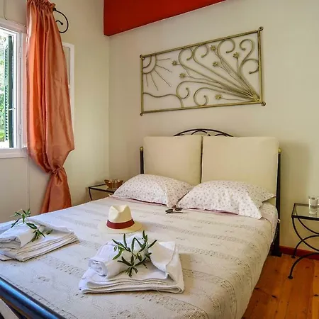 Loggos Panoramic Views Electra By Konnect Apartman